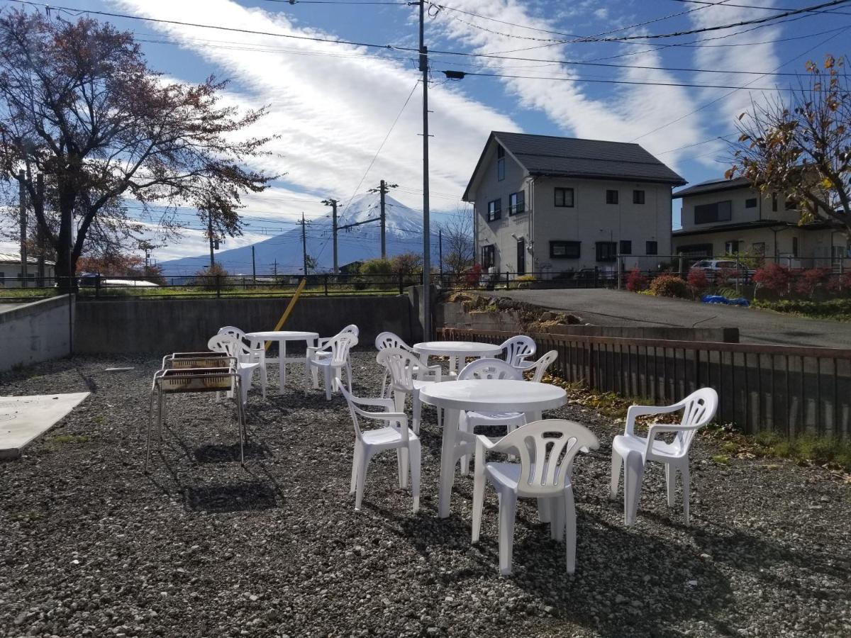 Villa Fuji Irodori Fujiyoshida Exterior photo